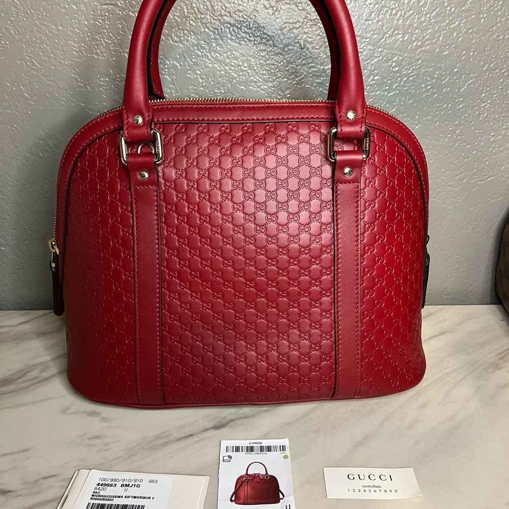Gucci handbag in great condition